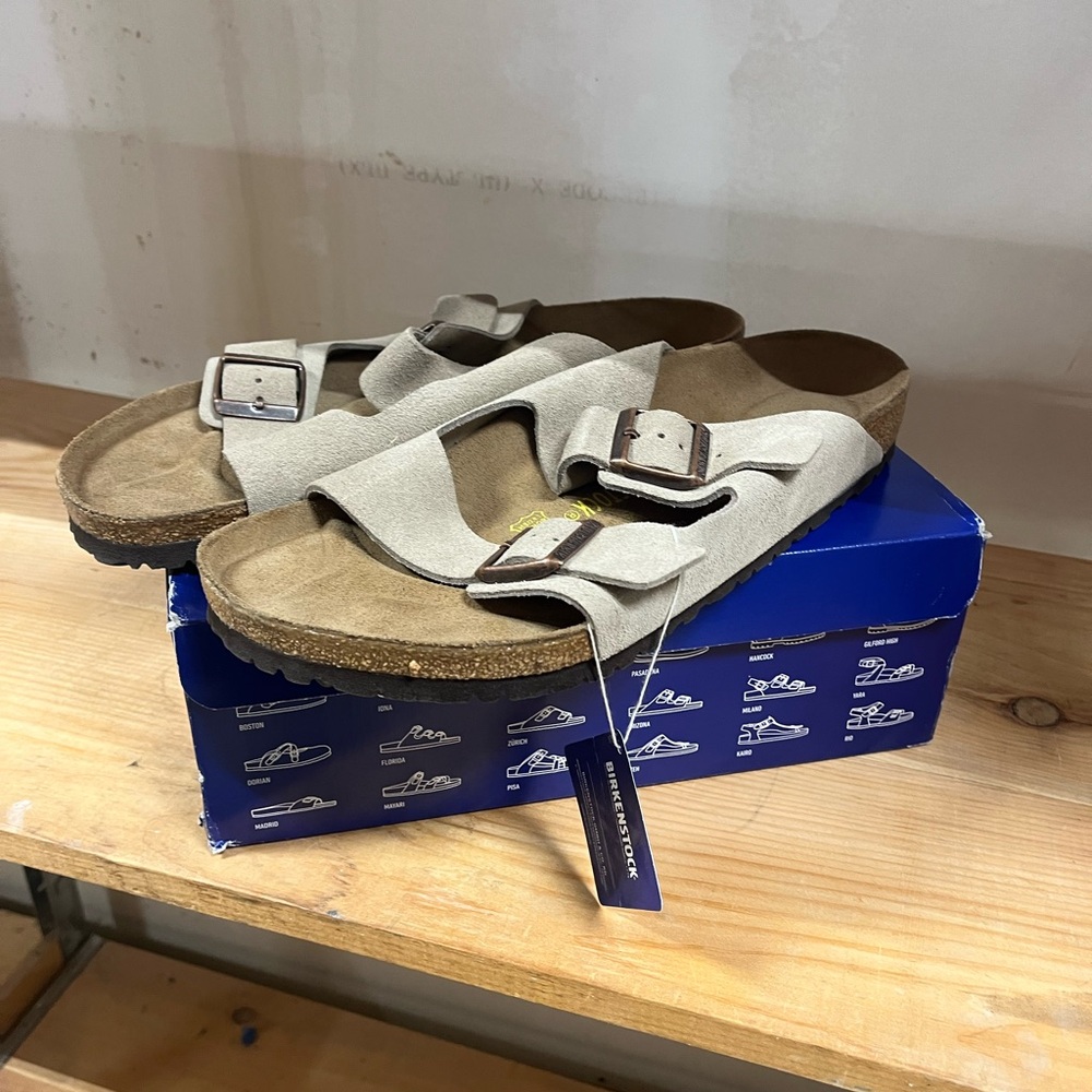 Birkenstock Arizona Taupe Men’s 12, size 45